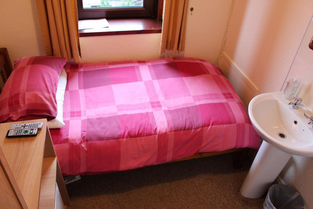 אברדין Bonaccord Guest House מראה חיצוני תמונה